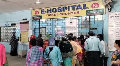 একজন শল্য চিকিৎসক দিয়ে চলছে ঊনকোটি জেলা হাসপাতাল !