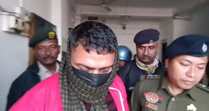 প্রতাপগড়ে বিজেপি কার্যালয় ভাঙচুর মামলায় আটক ১