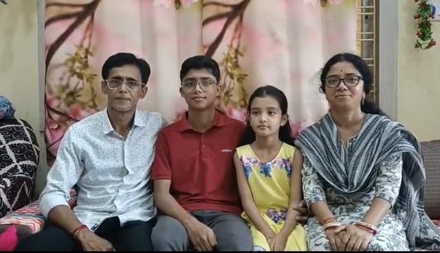 কৈলাসহরে বিদ্যাজ্যোতি স্কুলের শীর্ষে আয়ুষ, উচ্ছ্বাস শহরজুড়ে