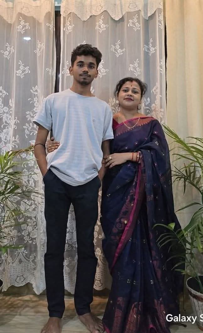 স্ত্রী এবং ছেলেকে খুন করে বিষ পানে আত্মহত্যার চেষ্টা শিক্ষকের! চাঞ্চল্য উদয়পুরে!