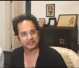 দিনভর মারপিট ,সন্ধ্যায় আত্মপক্ষ সমর্থনে দলীয় কর্মীদের প্রদ্যোত 