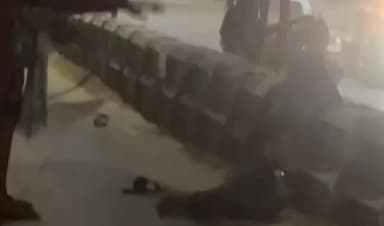 যান সন্ত্রাসের বলী যুবক ,শোকাহত পরিবার