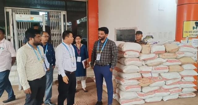 এডিসি নির্বাচনের বিভিন্ন দিক গুলো পরিদর্শন করলেন দক্ষিন জেলার জেলাশাসক