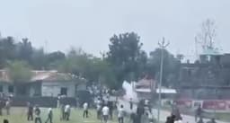 আমতলী - গোলাঘাটি কেন্দ্রে বোমা ,গুলির ঝংকার , ত্রস্ত ভোটাররা 