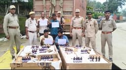 ৭২ ঘণ্টায় ফের বড় সাফল্য আসাম পুলিশের!২৫ লক্ষ টাকার নেশার সিরাপ সহ গ্রেপ্তার ২!